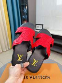 Picture of Louis Vuitton Slippers _SKULVsz38-44mnf07131240